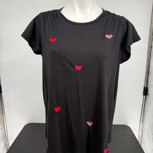 Cool Nights Black with Red Hearts Short Sleeve Pajama Top